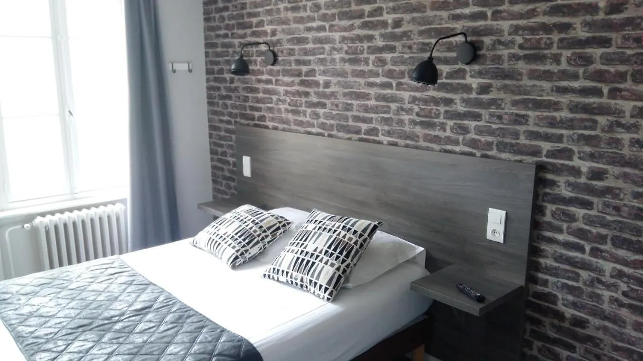Logis Hotel & Restaurant Le Carnot Die 2*,  Frankrijk