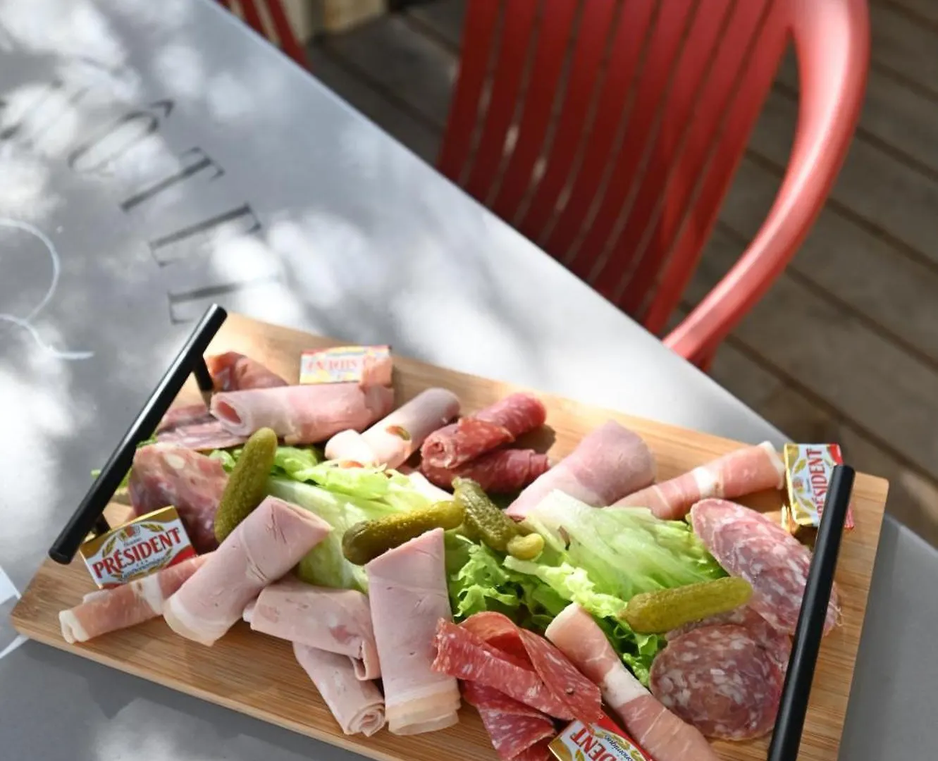 Logis Hotel & Restaurant Le Carnot Die Frankrijk